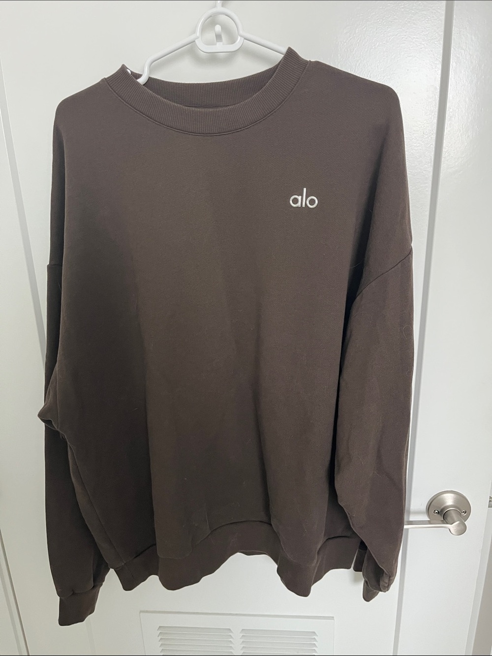 ALO Yoga Brown Crewneck Sweatshirt